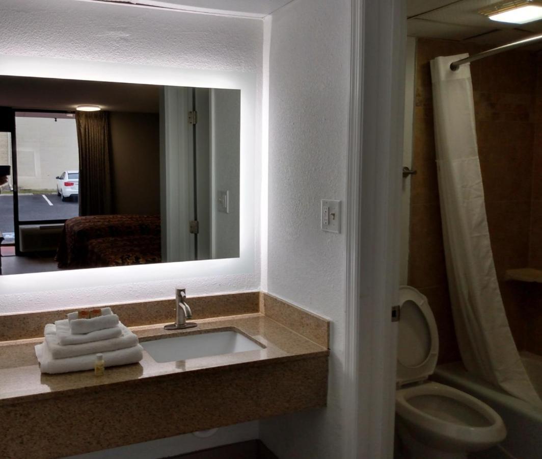 Gateway Inn Savannah Ngoại thất bức ảnh