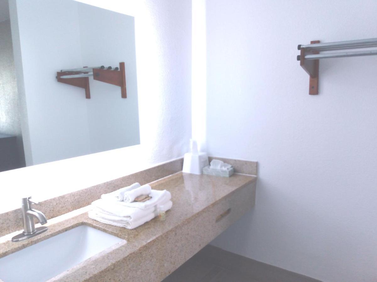 Gateway Inn Savannah Ngoại thất bức ảnh